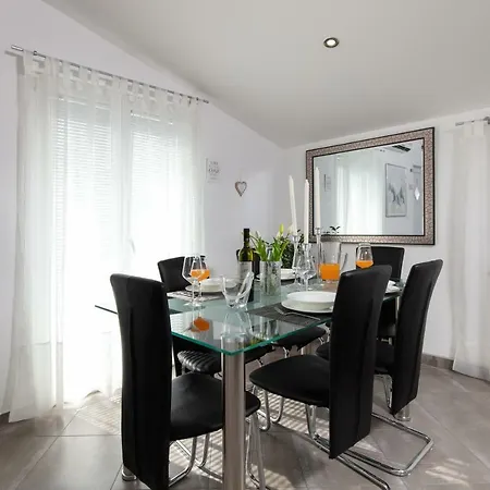 Апартаменты Bubalo Омиш